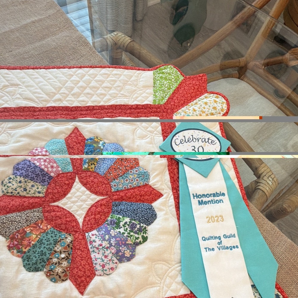 Handmade Quilted Patchwork Floral Table Runner Red White Multi Dresden Plate - Picture 7 of 14